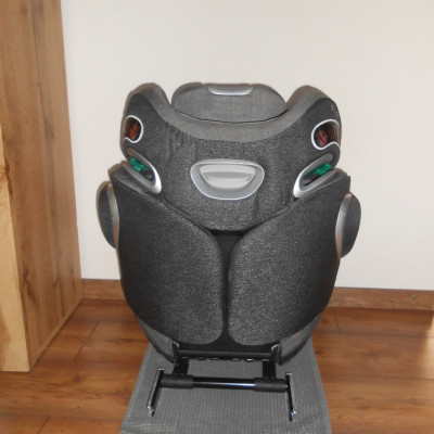 Cybex Solution Z i-fix PLUS I-size gyerekülés 100-150 cm