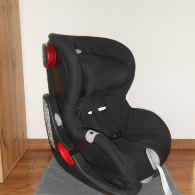 Britax-Römer KING II gyerekülés 9-18 kg Black Series (bekötés fényjelzővel)