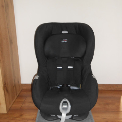 Britax-Römer KING II gyerekülés 9-18 kg Black Series (bekötés fényjelzővel)