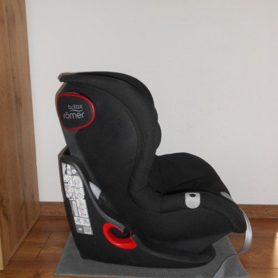 Britax-Römer KING II gyerekülés 9-18 kg Black Series (bekötés fényjelzővel)
