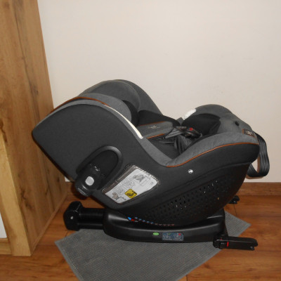 Joie Signature i-Quest R i-Size 40-105 cm gyerekülés+ i-Base LX bázistalp