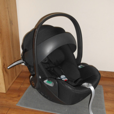 Cybex Cloud Z2 Plus i-size fektethető babahordozó
