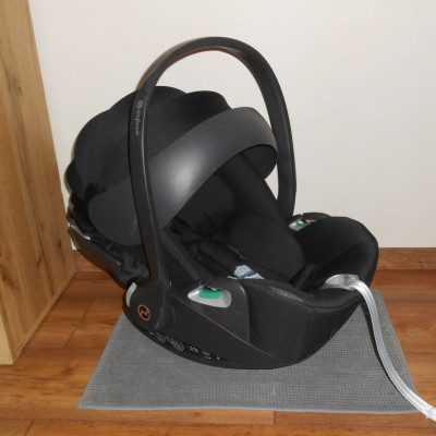 Cybex Cloud Z2 Plus i-size fektethető babahordozó