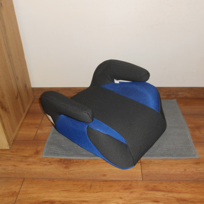 Nagyobb méretű ülésmagasító 15-36 kg kék
