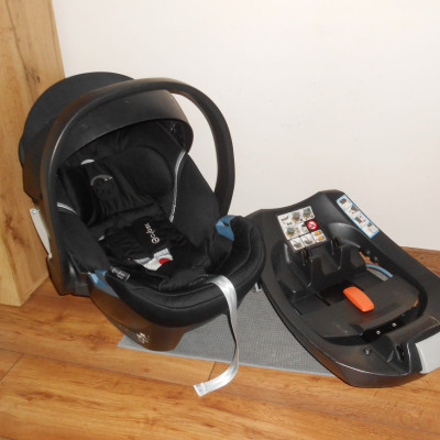 Cybex Aton 5 babahordozó + Aton base2-fix isofix talp