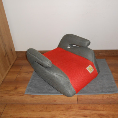 Légáteresztő ülésmagasító 15-36 kg újszerű