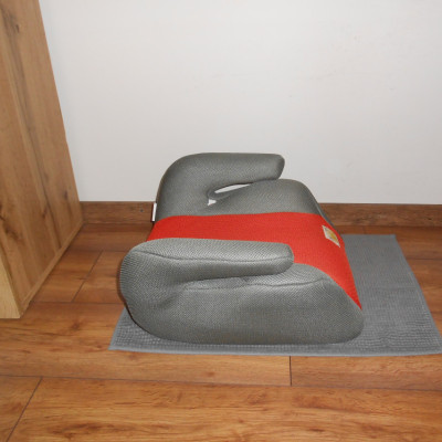Légáteresztő ülésmagasító 15-36 kg újszerű