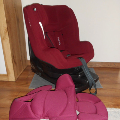Nuna Rebl 360 forgatható gyerekülés 0-18 kg (bordó)