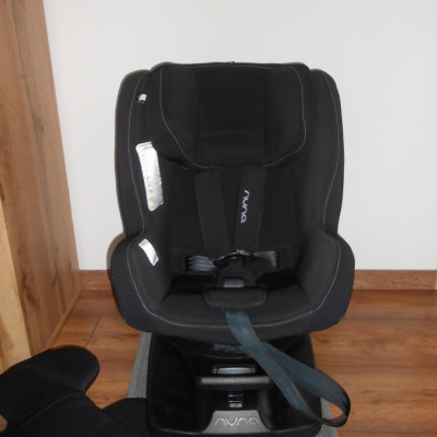 Nuna Rebl 360 forgatható gyerekülés 0-18 kg (fekete)