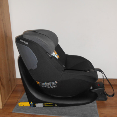 Maxi Cosi Mica 360°ban forgatható gyerekülés I-size 40-105 cm
