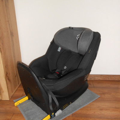 Maxi Cosi Mica 360°ban forgatható gyerekülés I-size 40-105 cm