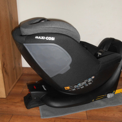Maxi Cosi Mica 360°ban forgatható gyerekülés I-size 40-105 cm