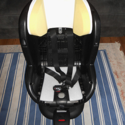 Maxi Cosi Mica 360°ban forgatható gyerekülés I-size 40-105 cm