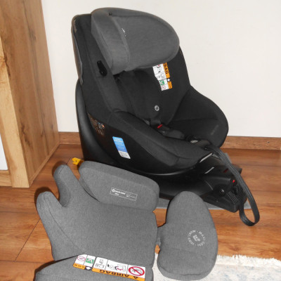 Maxi Cosi Mica 360°ban forgatható gyerekülés I-size 40-105 cm