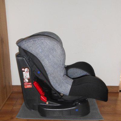 Osann SP 0-25 kg háttal is beköthető gyerekülés 
