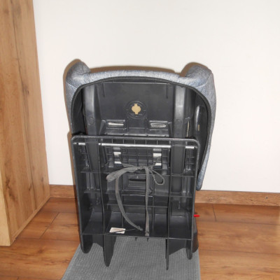 Osann SP 0-25 kg háttal is beköthető gyerekülés 