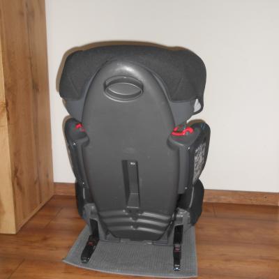 Gyári BMW isofixes 15-36 kg gyerekülés