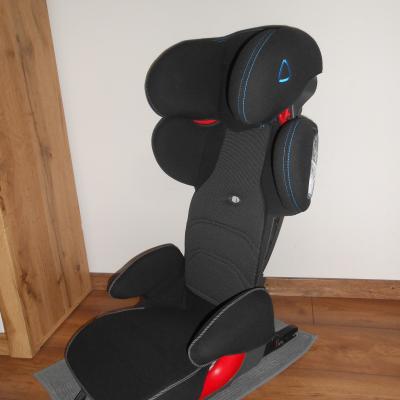 Gyári BMW isofixes 15-36 kg gyerekülés