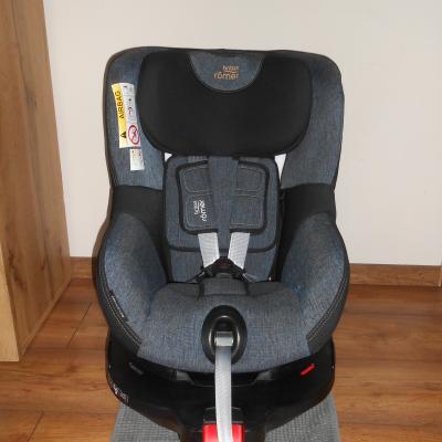 Britax Römer Dualfix M I-size 360° gyerekülés